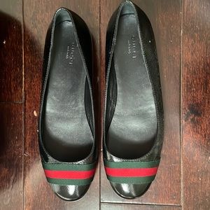 Gucci Black Patent Leather Web Stripe Ballet Flats Size 38